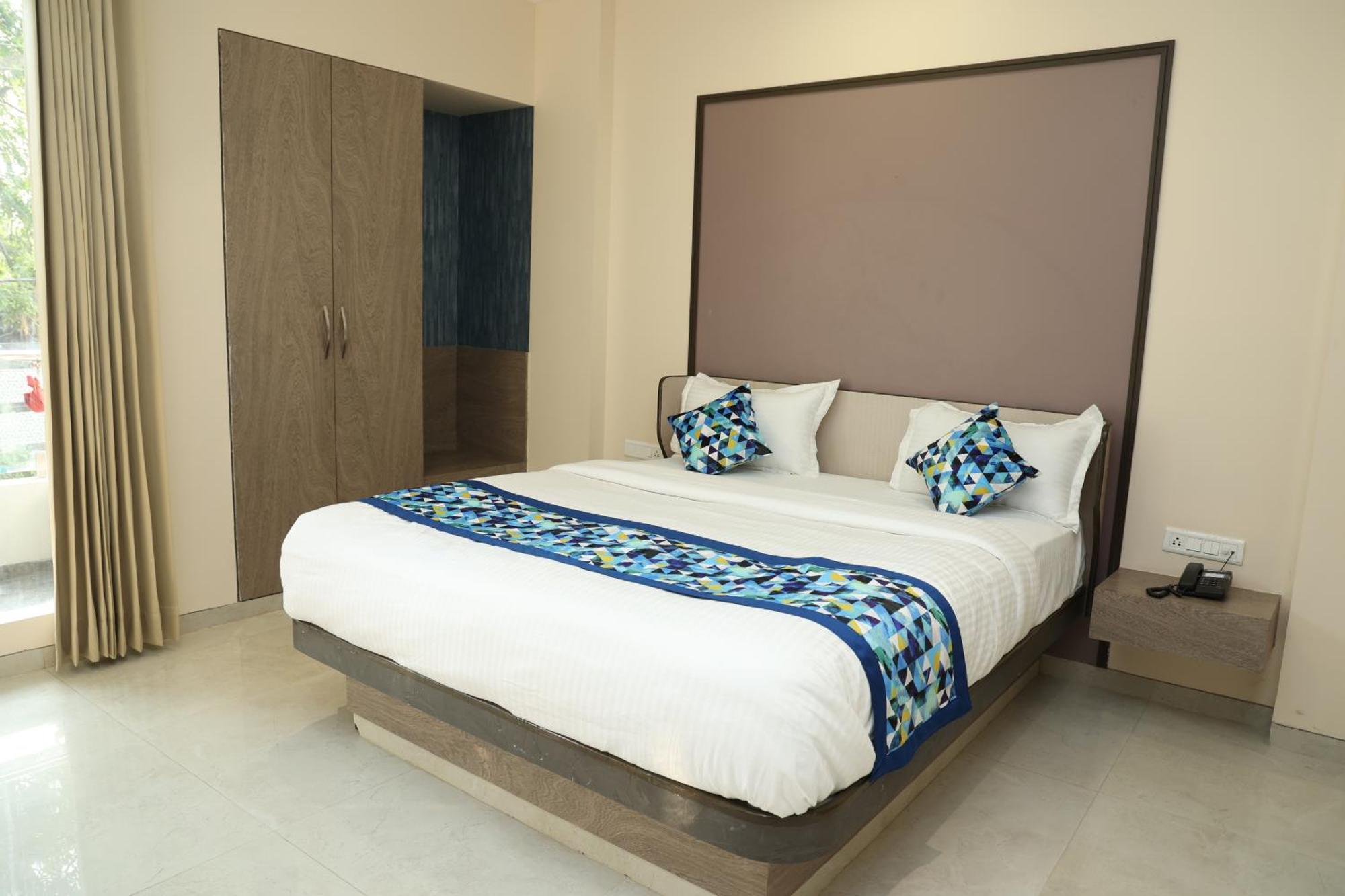 Hotel Pinaka Inn Lucknow Exterior photo